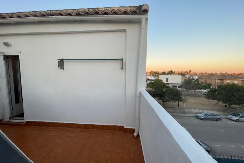 Townhouse for sale in Almoradi, Alicante, Spain 3 bedrooms, 218 sq.m. No. 155389 - photo 12