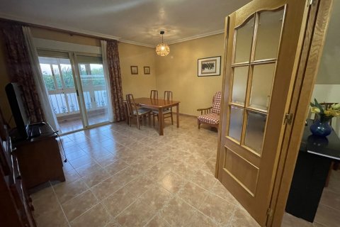 Townhouse for sale in Almoradi, Alicante, Spain 3 bedrooms, 218 sq.m. No. 155389 - photo 3