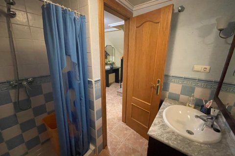 Townhouse for sale in Almoradi, Alicante, Spain 3 bedrooms, 218 sq.m. No. 155389 - photo 27