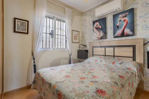 Huvila myytävänä Guardamar del Segura, Alicante, Espanja, 3 makuuhuonetta, 92 m2 No. 155393 - kuva 16