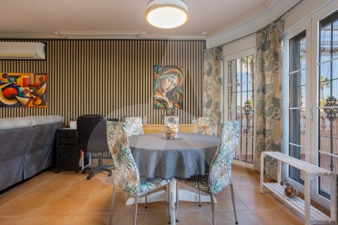 Huvila myytävänä Guardamar del Segura, Alicante, Espanja, 3 makuuhuonetta, 92 m2 No. 155393 - kuva 2