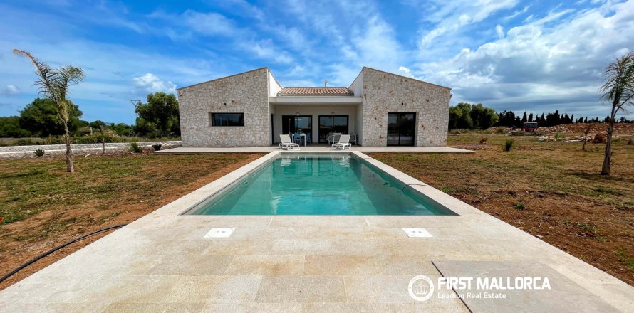 Finka w Muro, Mallorca, Hiszpania 4 sypialnie, 320 mkw. nr 167690
