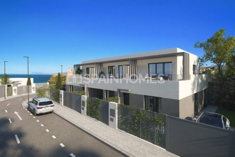 Villa till salu i Velez-Malaga, Malaga, Spanien 4 sovrum, 105 kvm. Nr. 167694 - foto 3