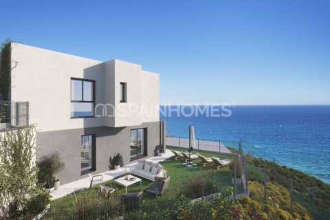 Villa à Velez-Malaga, Malaga, Espagne 4 chambres, 105 m2 No. 167694