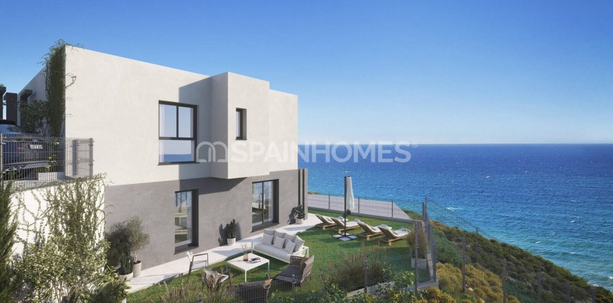 Villa i Velez-Malaga, Malaga, Spanien 4 sovrum, 105 kvm. Nr. 167694