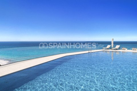 Villa till salu i Velez-Malaga, Malaga, Spanien 4 sovrum, 105 kvm. Nr. 167694 - foto 2