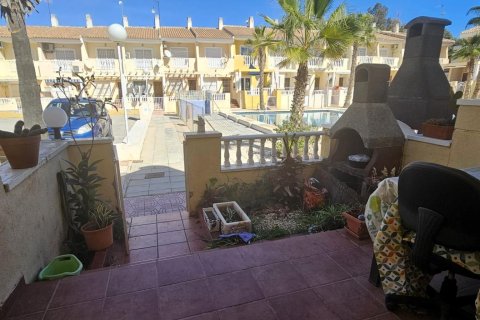 Bungalow for sale in Guardamar del Segura, Alicante, Spain 2 bedrooms, 65 sq.m. No. 182962 - photo 4