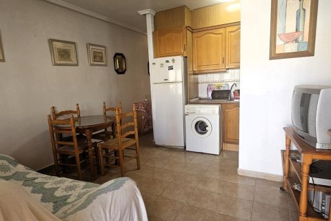 Bungalow for sale in Guardamar del Segura, Alicante, Spain 2 bedrooms, 65 sq.m. No. 182962 - photo 5