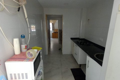 Apartment for sale in Alicante, Spain 3 bedrooms, 69 sq.m. No. 182963 - photo 4