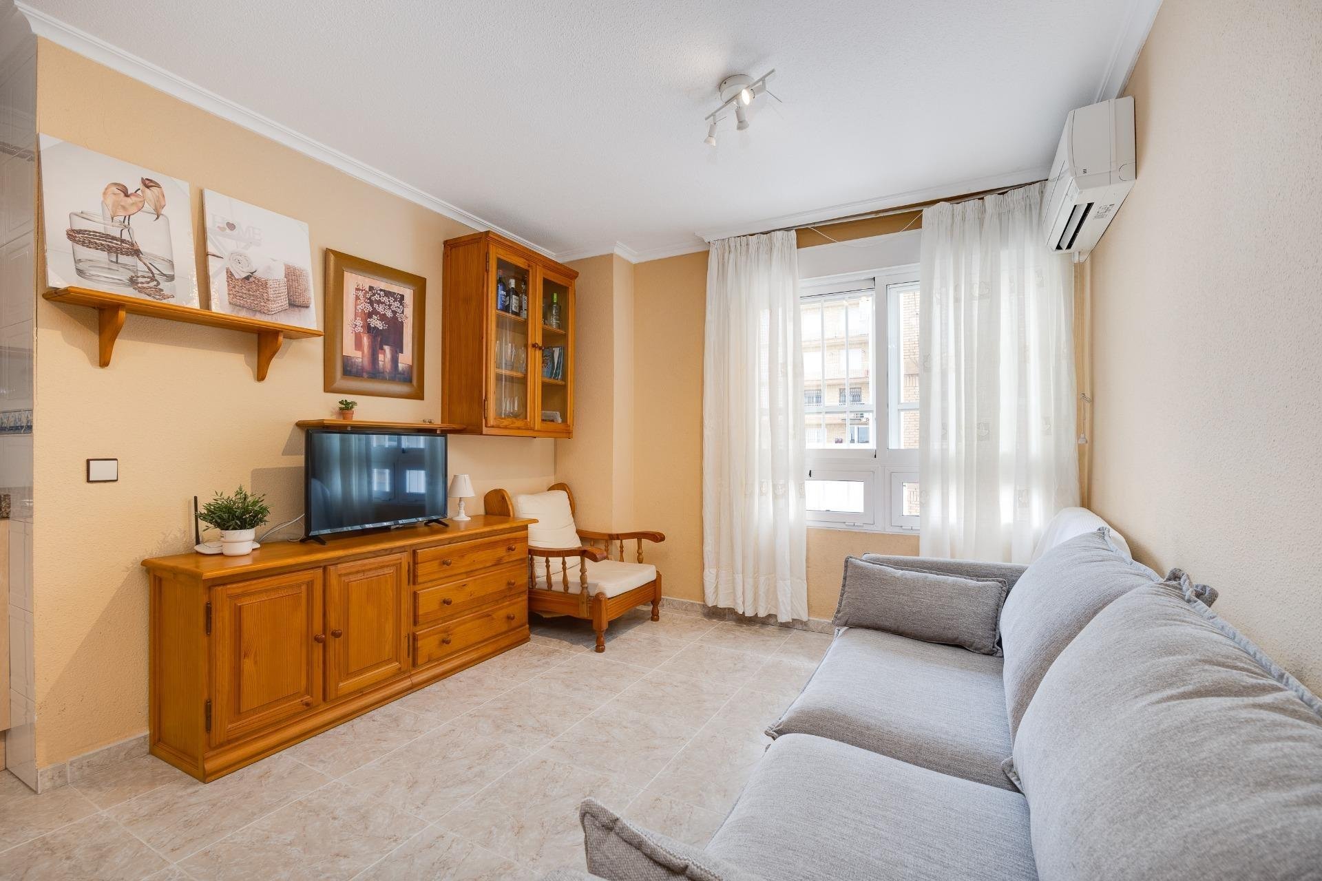 Dzīvoklis Torrevieja, Alicante, Spānijā 2 istabas, 46 m2 Nr. 182967