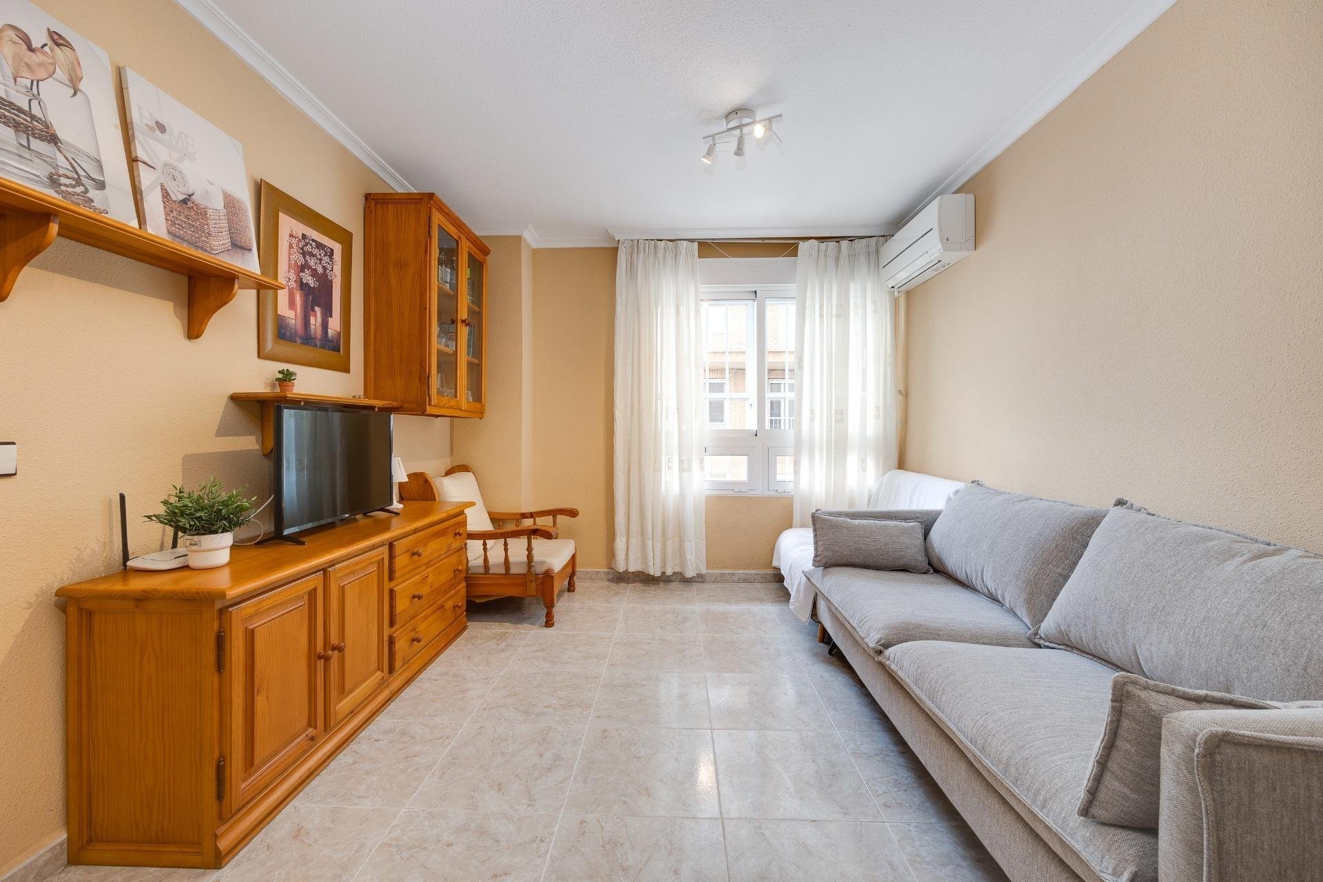 Dzīvoklis Torrevieja, Alicante, Spānijā 2 istabas, 46 m2 Nr. 182967