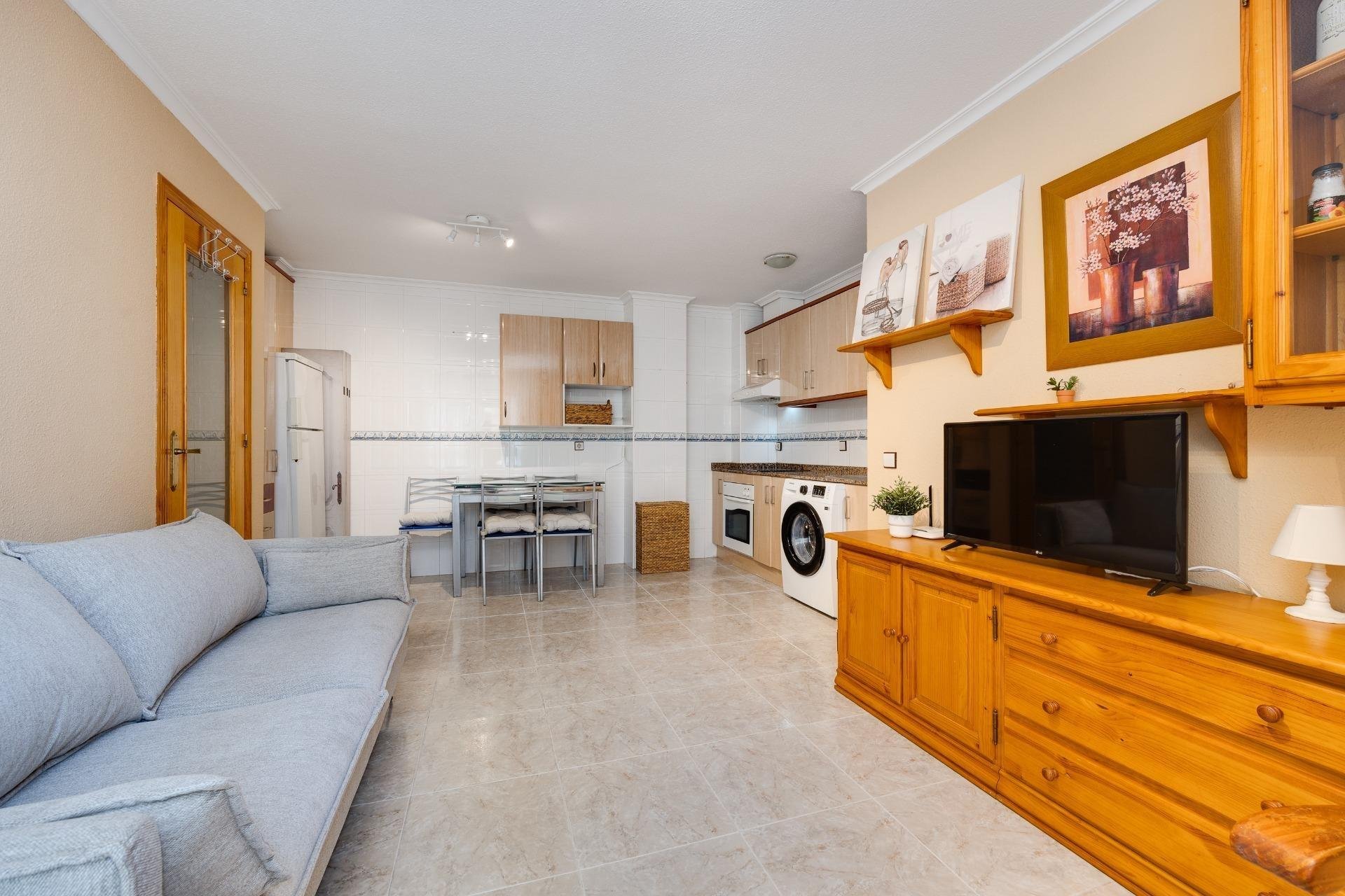 Dzīvoklis Torrevieja, Alicante, Spānijā 2 istabas, 46 m2 Nr. 182967