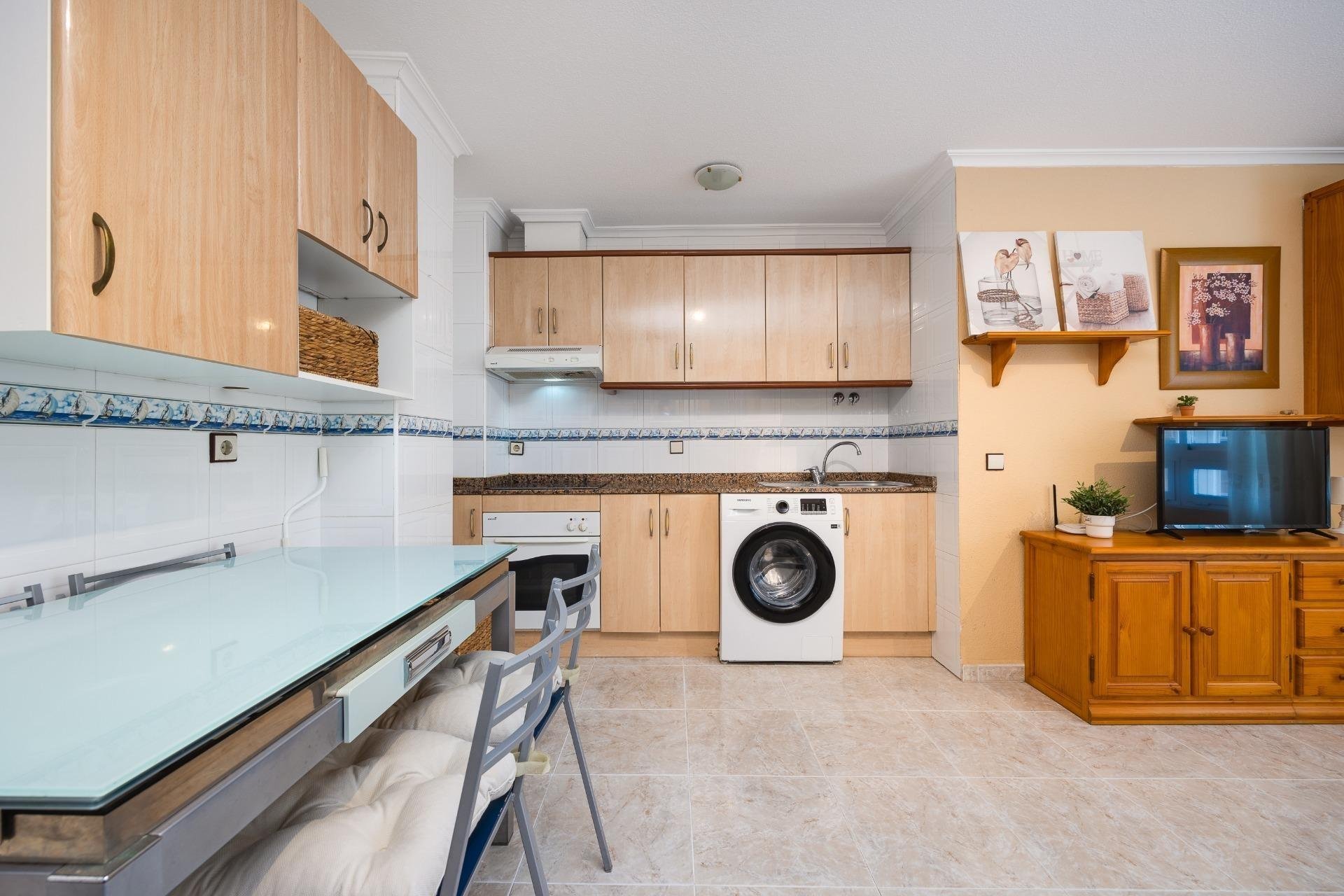 Dzīvoklis Torrevieja, Alicante, Spānijā 2 istabas, 46 m2 Nr. 182967