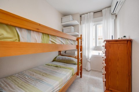 Apartament w Torrevieja, Alicante, Hiszpania 2 sypialnie, 46 mkw. nr 182967 – zdjęcie 19