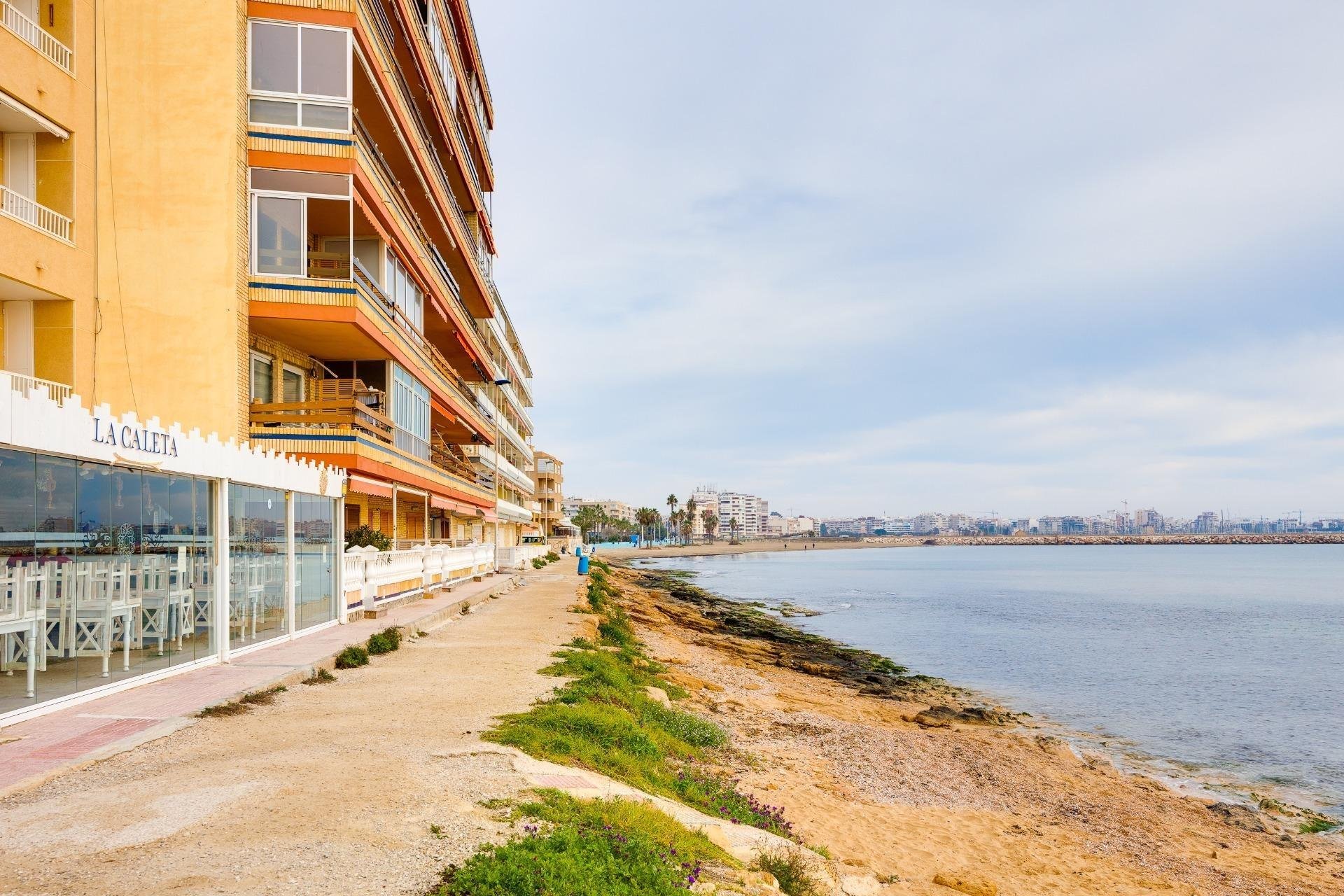 Dzīvoklis Torrevieja, Alicante, Spānijā 2 istabas, 46 m2 Nr. 182967