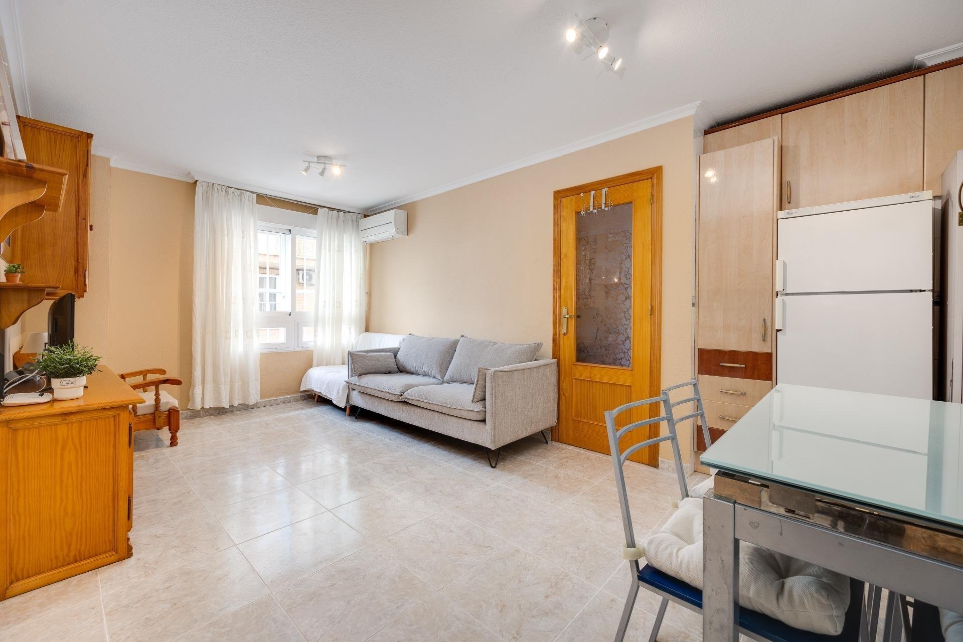Dzīvoklis Torrevieja, Alicante, Spānijā 2 istabas, 46 m2 Nr. 182967