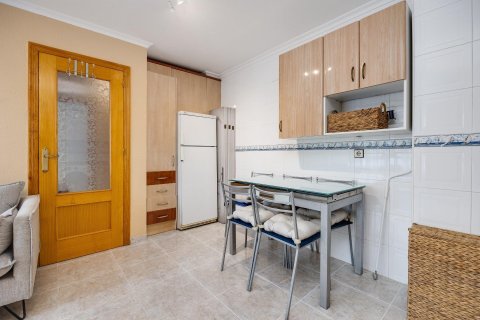 Apartament w Torrevieja, Alicante, Hiszpania 2 sypialnie, 46 mkw. nr 182967 – zdjęcie 13