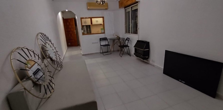 Dzīvoklis Torrevieja, Alicante, Spānijā 1 istaba, 34 m2 Nr. 182961