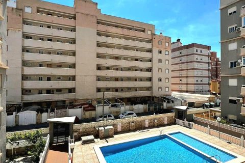 Квартира в Торревьеха, Аликанте, Испания 2 спальни, 56м2 №182965