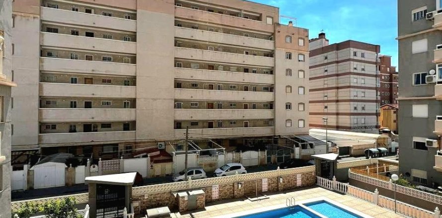 Квартира в Торревьеха, Аликанте, Испания 2 спальни, 56м2 №182965