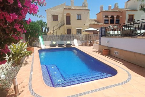 Townhouse for sale in Algorfa, Alicante, Spain 3 bedrooms, 132 sq.m. No. 196782 - photo 2