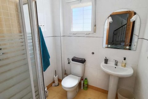 Townhouse for sale in Algorfa, Alicante, Spain 3 bedrooms, 142 sq.m. No. 196784 - photo 13