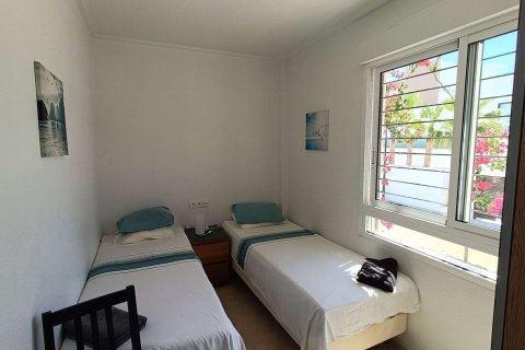Townhouse for sale in Algorfa, Alicante, Spain 3 bedrooms, 142 sq.m. No. 196784 - photo 11