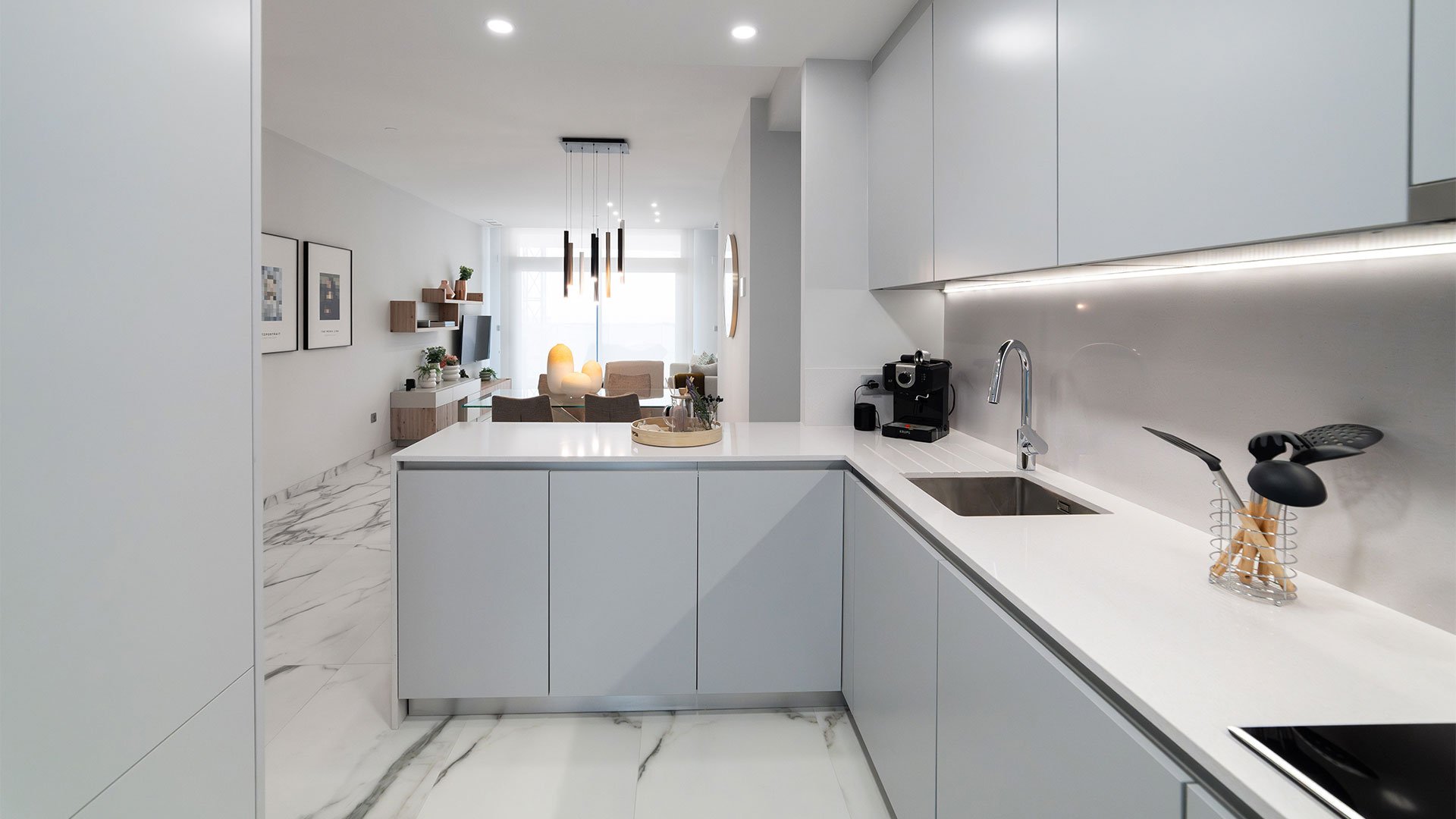 Apartament w Sunset Sailors, Benidorm, Alicante, Hiszpania 3 sypialnie, 164 mkw. nr 147151