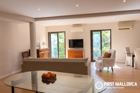Apartamento en venta en Palma de Mallorca, Mallorca, España 2 dormitorios, 164 m2 No. 177578 - foto 2