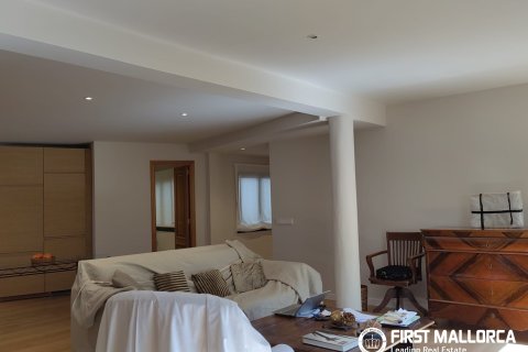 Apartamento en venta en Palma de Mallorca, Mallorca, España 2 dormitorios, 164 m2 No. 177578 - foto 4