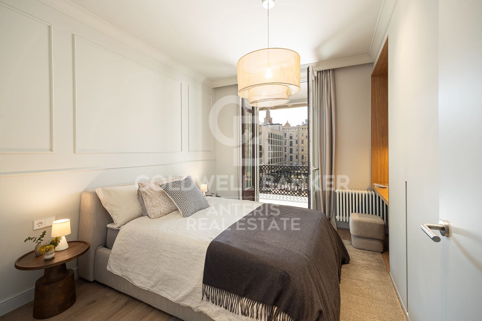 Huoneisto Barcelona, Espanja 4 makuuhuonetta, 203 m2 No. 178860