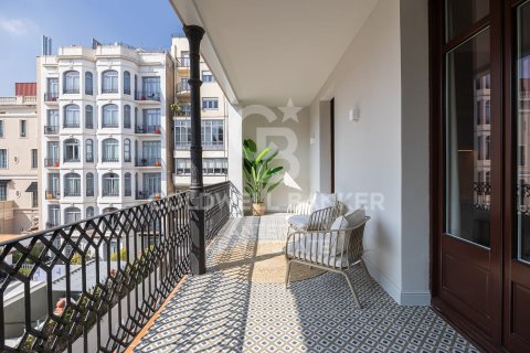 Apartment à Barcelona, Espagne 4 chambres, 203 m2 No. 178860