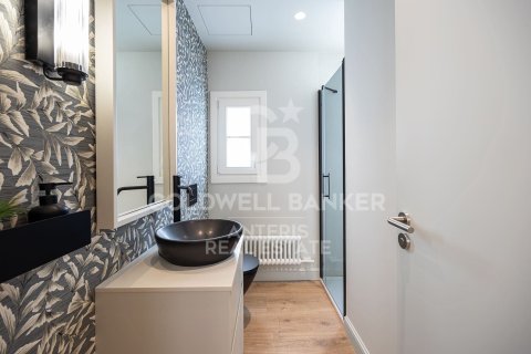 Apartment à vendre à Barcelona, Espagne, 4 chambres, 203 m2 No. 178860 - photo 12