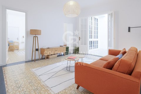 Apartment à vendre à Barcelona, Espagne, 3 chambres, 146 m2 No. 178863 - photo 2