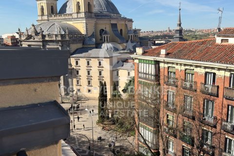Apartment à vendre à Madrid, Espagne, 2 chambres, 89 m2 No. 178859 - photo 10