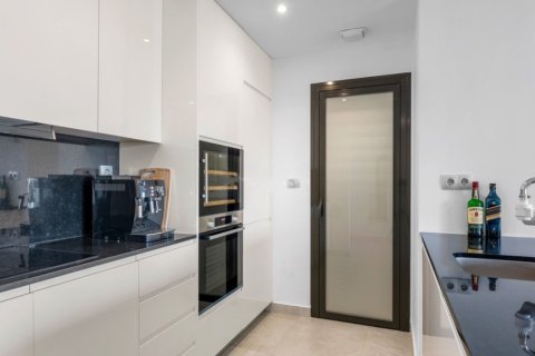 Продажа квартиры в Лос Долсес, Аликанте, Испания 2 спальни, 83м2 №145284 - фото 16