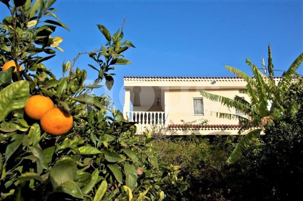 Villa en La Parque Reina, Tenerife, España 4 dormitorios, 287 m2 No. 102926