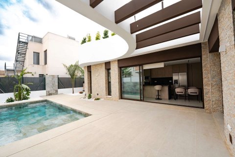 House for sale in Heredades, Alicante, Spain 3 bedrooms, 149.65 sq.m. No. 175382 - photo 7