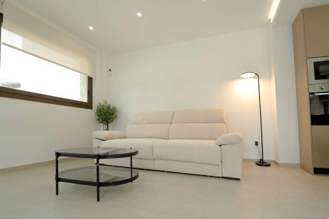 House for sale in Heredades, Alicante, Spain 3 bedrooms, 149.65 sq.m. No. 175382 - photo 9