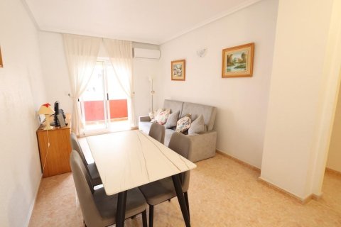 Huoneisto myytävänä Torrevieja, Alicante, Espanja, 2 makuuhuonetta, 65 m2 No. 196059 - kuva 2