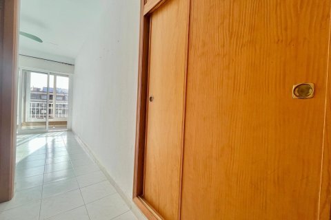 Apartment for sale in Torrevieja, Alicante, Spain 3 bedrooms, 106 sq.m. No. 196060 - photo 11