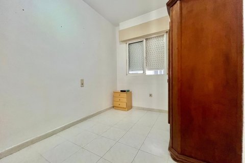 Apartment for sale in Torrevieja, Alicante, Spain 3 bedrooms, 106 sq.m. No. 196060 - photo 16