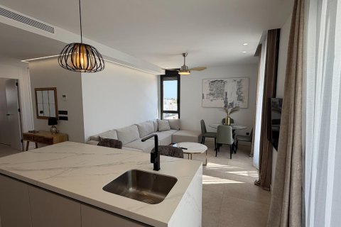 Huoneisto myytävänä Los Alcazares, Murcia, Espanja, 2 makuuhuonetta, 85 m2 No. 196057 - kuva 8