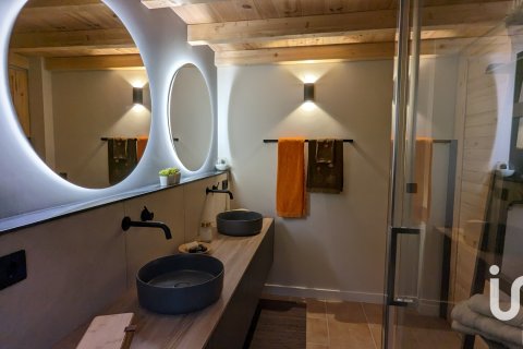 Apartment for sale in Villamediana de Iregua, La Rioja, Spain 2 bedrooms, 80 sq.m. No. 185928 - photo 18