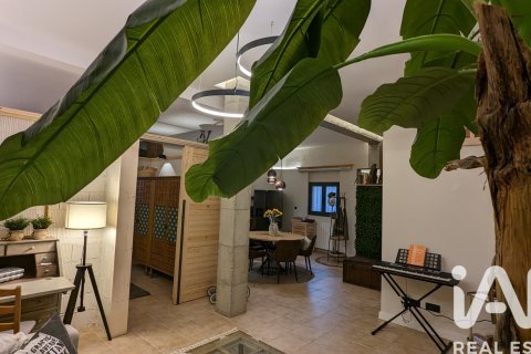 Apartment for sale in Villamediana de Iregua, La Rioja, Spain 2 bedrooms, 80 sq.m. No. 185928 - photo 26