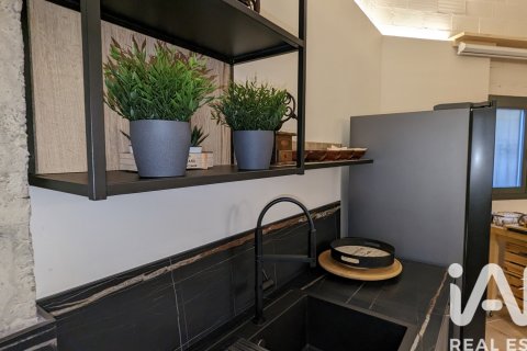 Apartment for sale in Villamediana de Iregua, La Rioja, Spain 2 bedrooms, 80 sq.m. No. 185928 - photo 7