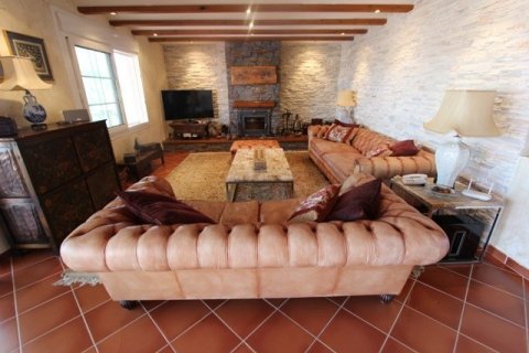 Продажа виллы в Бенисса, Аликанте, Испания 4 спальни, 635м2 №148445 - фото 12