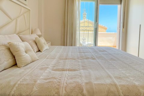 Продажа таухауса в Аликанте, Испания 4 спальни, 140м2 №190234 - фото 22
