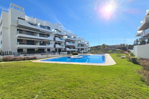 Продажа квартиры в Аликанте, Испания 2 спальни, 68м2 №190285 - фото 2