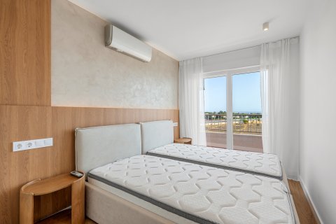 Apartament w Punta Prima, Alicante, Hiszpania 2 sypialnie, 70 mkw. nr 190284 – zdjęcie 25
